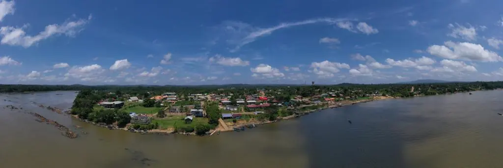 Resíduos do Oeste guianense: oito passagens em Saint-Laurent, quatro vilas do Maroni a 1 cm
